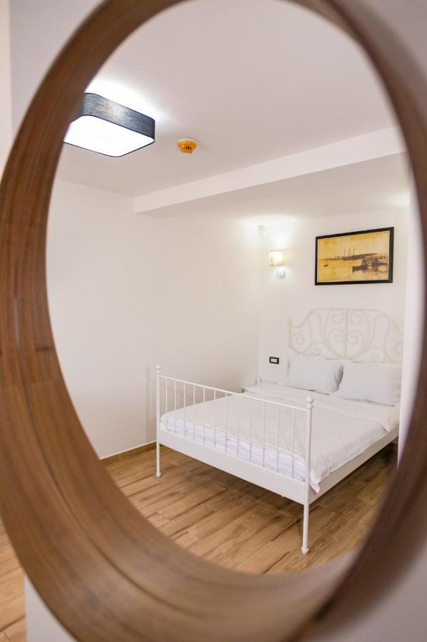 Casa Ypu Hotel Două Mai Eksteriør billede