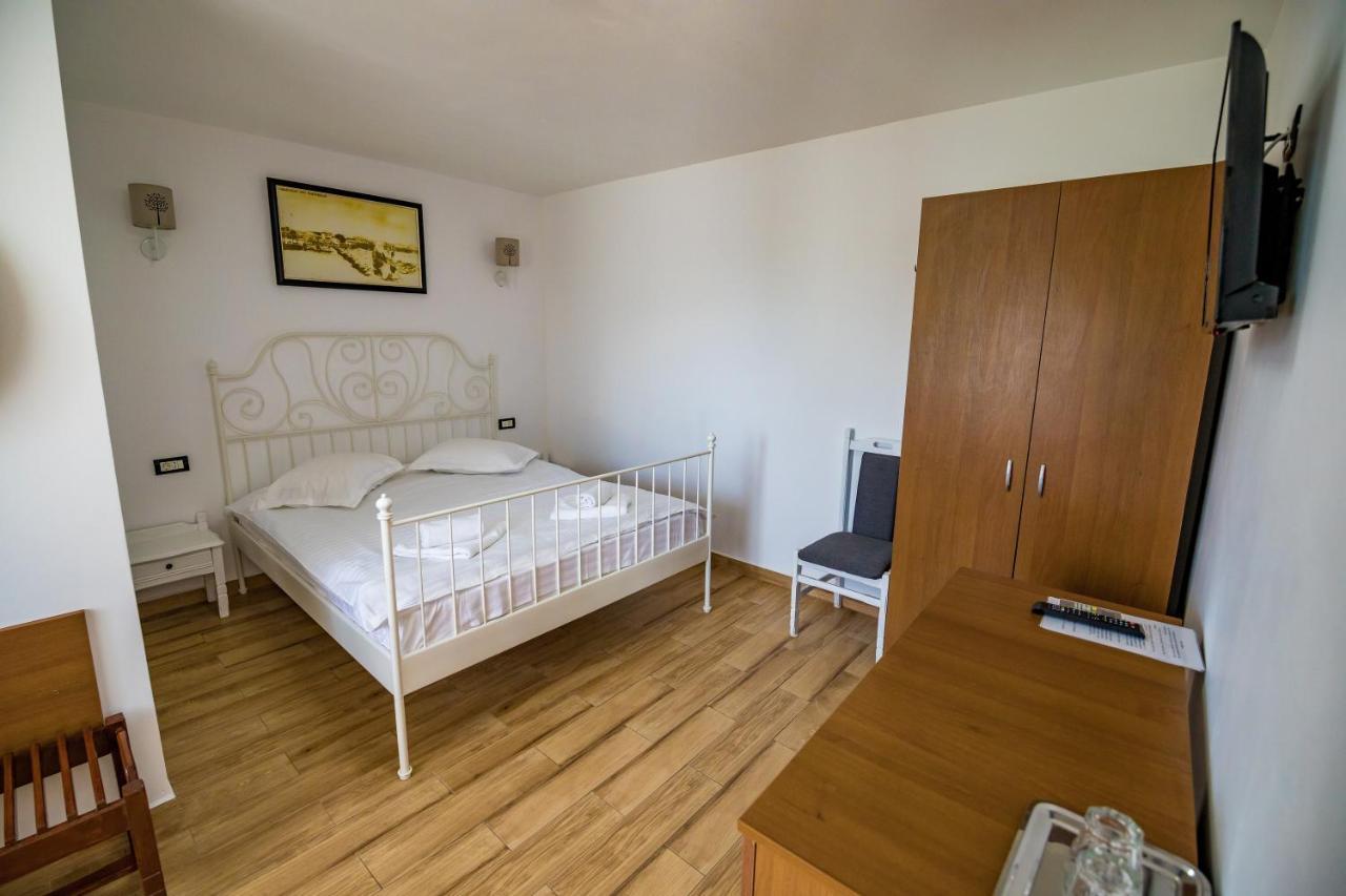 Casa Ypu Hotel Două Mai Eksteriør billede