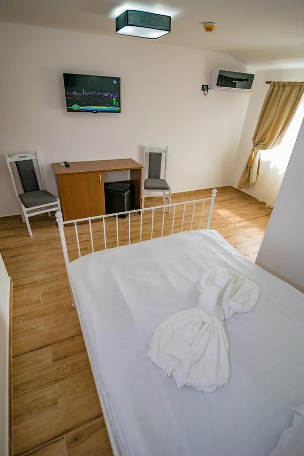 Casa Ypu Hotel Două Mai Eksteriør billede